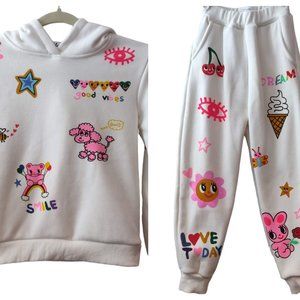 Lola + The Boys Unisex Kids White Doodle Art Hoodie Sweatshirt Joggers Set 8